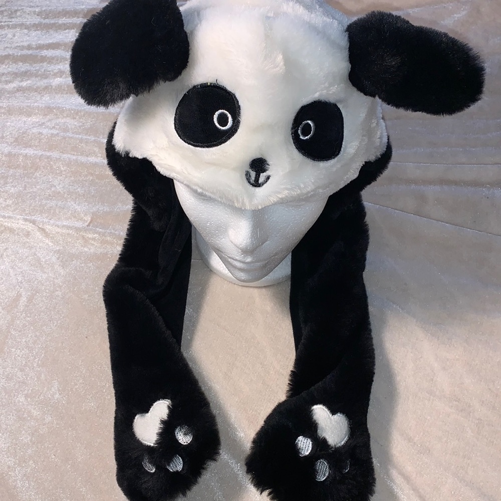 Action panda hat (ears wiggle) toddler